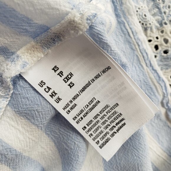 American Eagle western eyelet striped blue and white top size xs - Picture 11 of 11